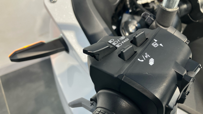 (23MY) Honda NT1100 DCT